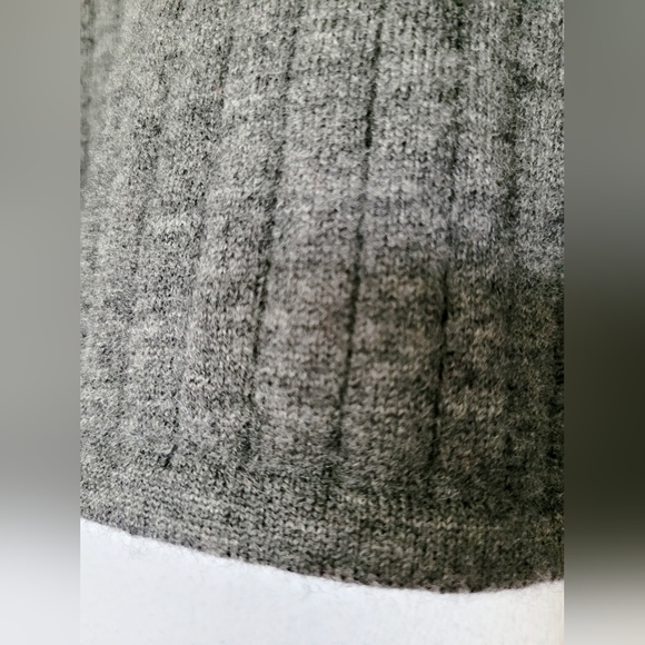 Amber Stone Women's 100% Pure Merino Wool Cropped Sweater Ribbed Gray Large - Picture 10 of 16